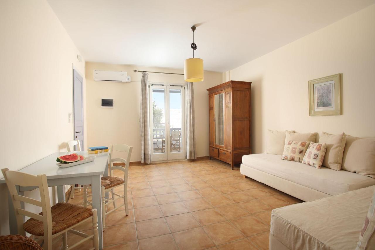 Aeolos Hotel Koufonisia Exterior photo
